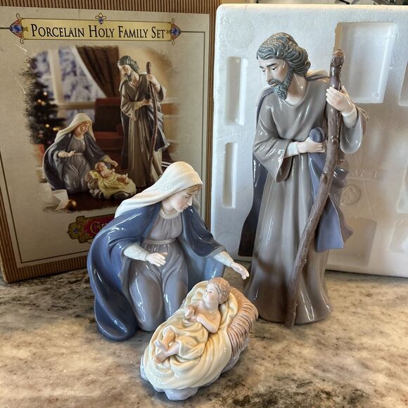 Grandeur Noel 2002 Holy Family Large Porcelain Nativity Set Collector's Edition - Picture 1 of 6